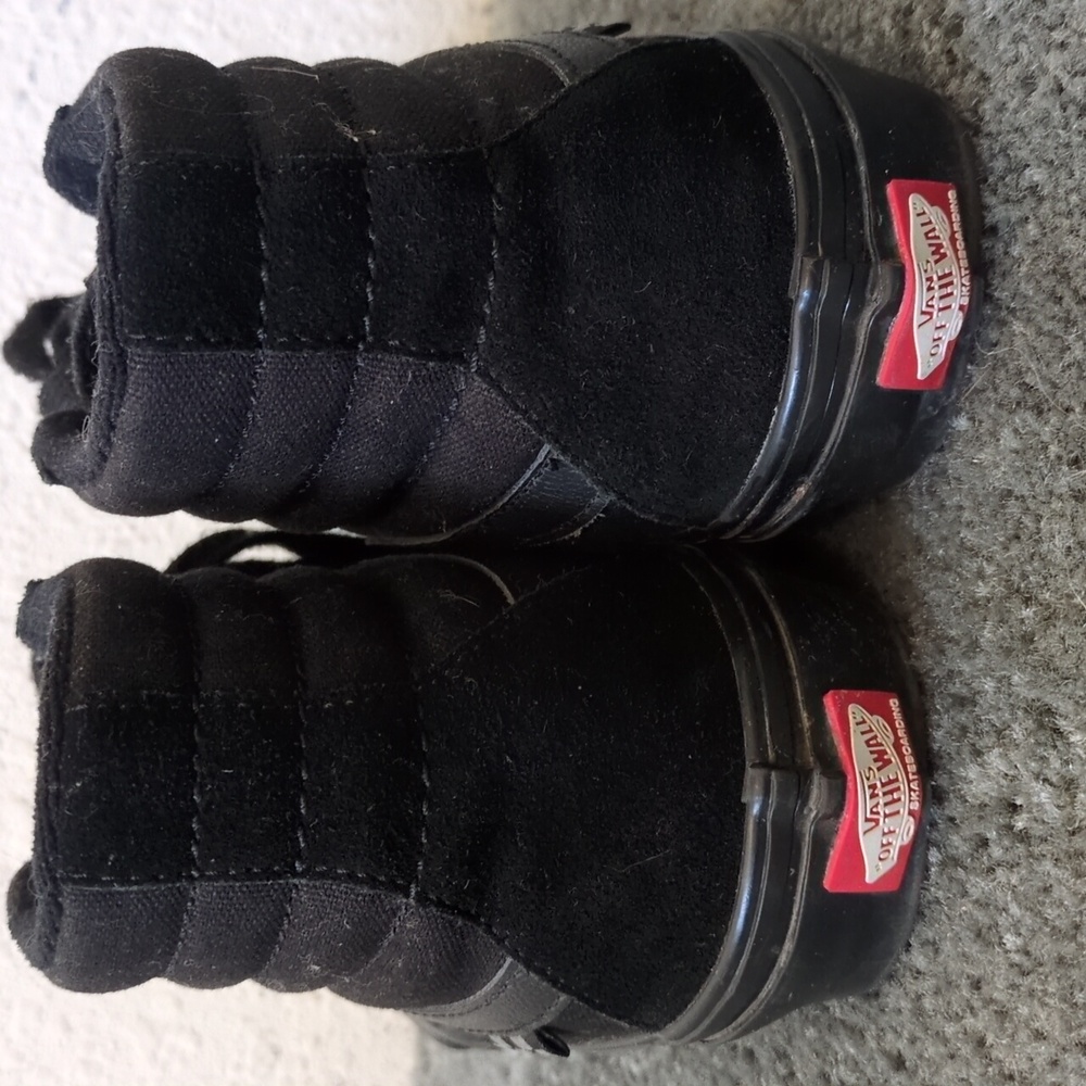 🌟VANS of The Wall 🧱 Mens size 7 Black hightops